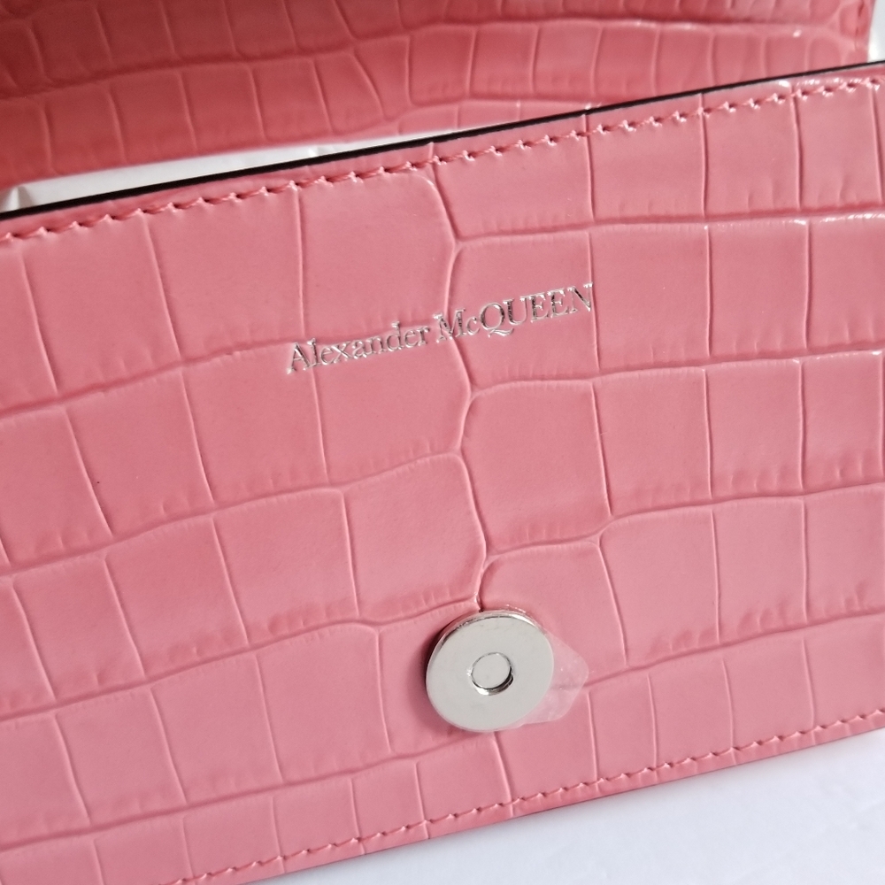 Alexander McQueen Four Ring Croc-Embossed Leather Crossbody Bag Pink - Picture 5 of 10
